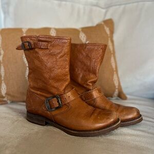 Frye Veronica Short Boot
